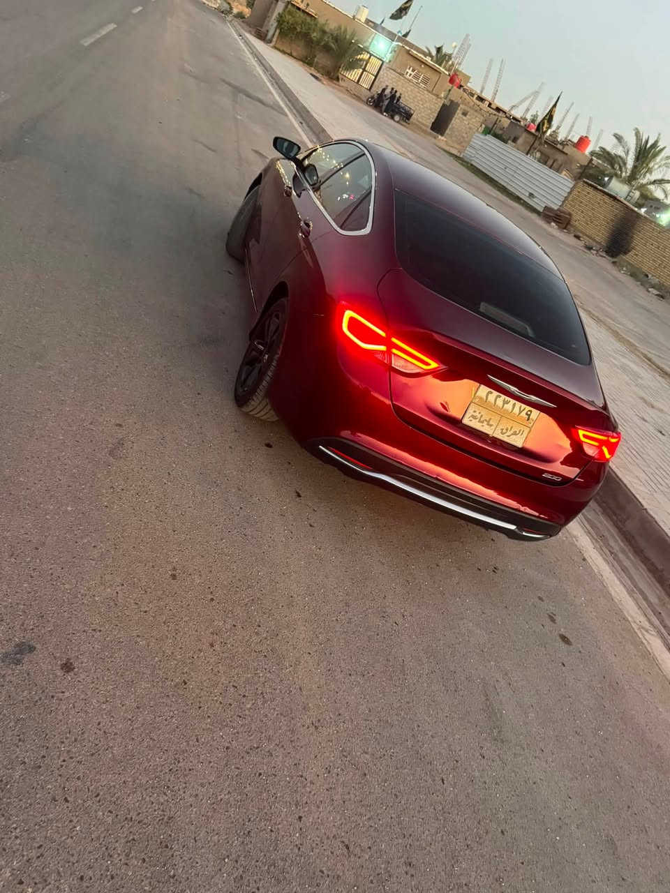 كرايسلر C200 موديل2015 للبيع

بيه تلث قطع صبغ ونص 
تراهم مرواس شعندك نزل 

المحرك: 4 سلندر، سعة 2400 

 ناقل الحركة (الكير): أوتوماتيك 9 نمر

🌟 المواصفات والكماليات:

 نظام دخول ذكي (تشغيل وبصمة أبواب)

 شاشة وسطية واضحة مع نظام بلوتوث

 تحكم ستيرن كامل وجهين

 مثبت سرعة (Cruise Control)

 تبريد ثلج ما شاء الله 

 السيارة بحالة ممتازة ونظيفة جداً وجاهزة من كل النواحي (كير ومحرك وتكم بشرط الفحص).
📲***********
السعر ب85
