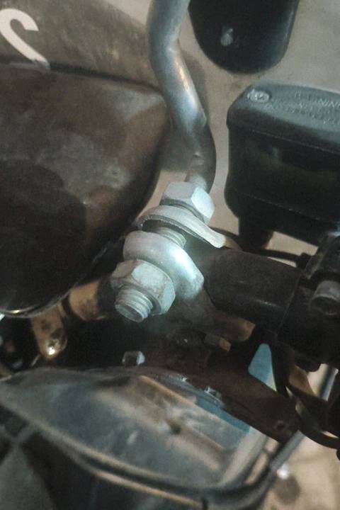 2025 شهر 7 اخذتها ب 950,000 كهربائيات كامله ما بها اي نقص بس دبلات وبها كسر بالبلاستيك الامامي ابيع بسعر 750,000 وبيها  مجال