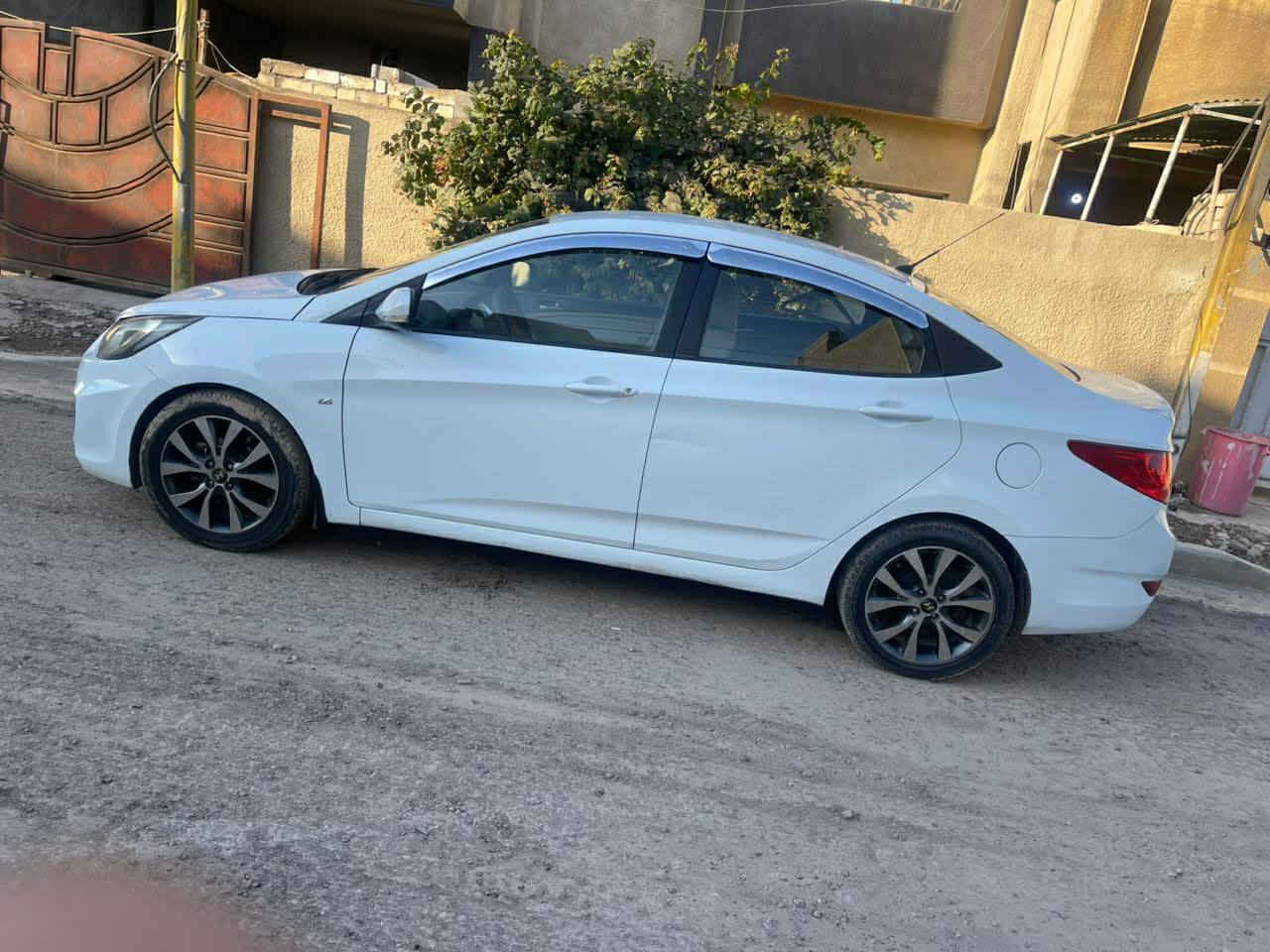 اكسنت 2011خليجي محرك 1600
 محرك وكير كلش زينات بيها قطعتين صبغ بنيد وجاملغ ايمن  سنوية باسمي لحد 2030
سعر 88 وبيها مجال *********** الاستفسار مكاني بغداد حي الإعلام
