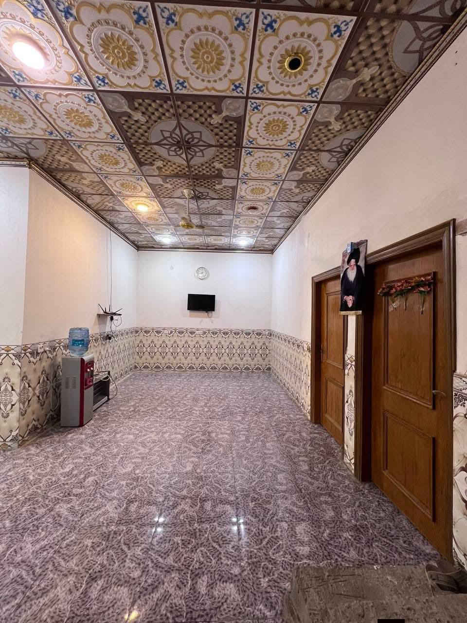 هذا البيت لايفوتك سعر مناسب جداً
ملك صرف زراعي عراقي نموذج 25
المكاتبة مع صاحب الأرض مباشر 
……………
#المساحة :: 200م 
#العنوان.
إبي الخصيب - العوجة / يقرب 150م عن سايدين العوجة
……………
#يحتوي :: كراج . سقيفة على الكراج . صحيات خارجية
حديقة واسعة . للبيت #ثلاث_مداخل :: مدخل صالة
مدخل أستقبال . مدخل للمطبخ . منور محيط بالبيت
……………
أستقبال . مطبخ . صالة . غرفتين منام . درج .
صحيات داخلية
…………..
البناء 2023 / حديث كونكريت .
………….
#السعر_المطلوب :: 78 مليون وبي مجال بسيط
…………
#للأستفسار ::: ***********4
