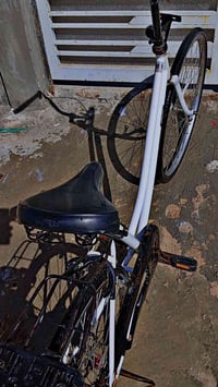 موديل ٢٠٠ • بابل • دراجة