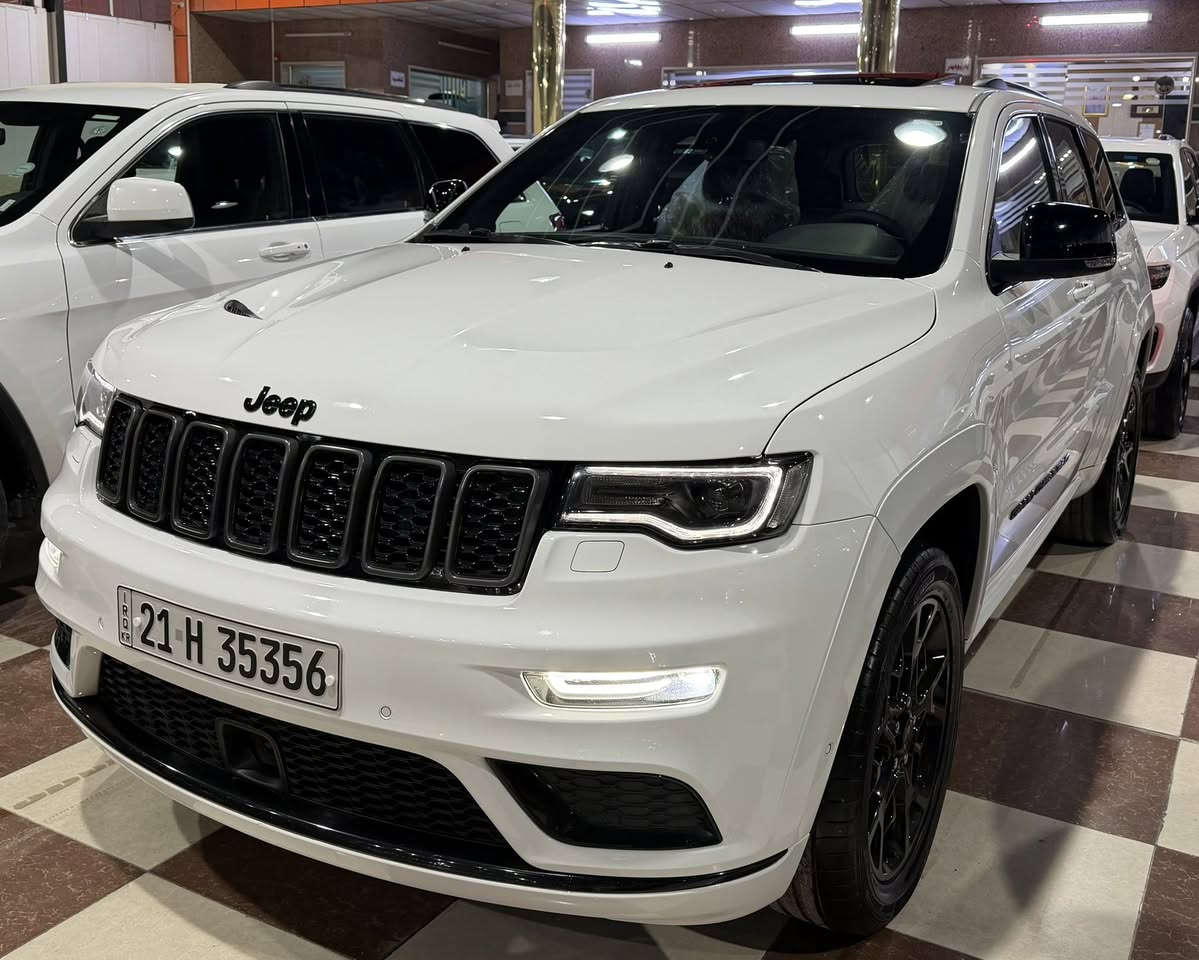 سلام عليكم .
للبيع او مراوس حسب القناعة برقم شمالي فقط.

السيارة: جيب گراند شيروكي ( S ) خليجي .
موديل:2022.
محرك: V6 .
ماشية:46.000 الف فقط .
مكان : اربيل مدينه معارض معرض (صدرالدين) .
الصنع : خليجي  وكالة (هارلم) . 

مواصفات: S .

* سيارة مكفولة من الصبغ والتعديل والتبديل كفالة عامة من كل شي كفالة عامة .

*سيارة بشرط تحويل او وكالة بنفس اليوم .

للاستفسار اكثر : 

***********
***********
محمد الداودي .
