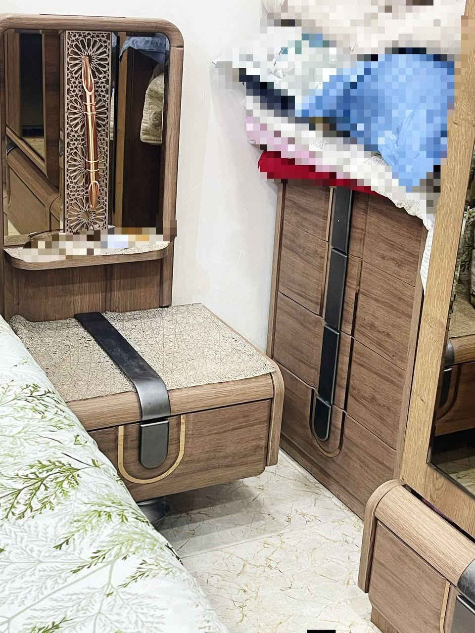 العنده غرفة تركية للبيع يراسلني خاص ابيعها خلال يوم بعمولة بسيطة

وهاي غرفة تركية ب٤٠٠


**إذا كنت صاحب هذا الإعلان وتريد حذفه لأي سبب، رجاءا أرسل رسالة إلى الدعم الفني**