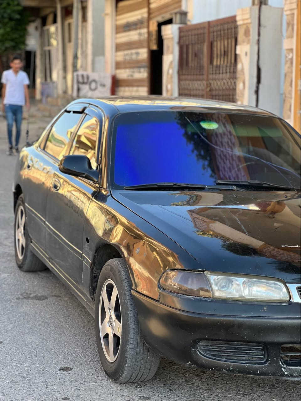 مازدة فاسؤليا مؤديل ١٩٩٢ سةيارةكة هةتا بلئي جوانو باك ماوةتةوة سةنةوي لةگةرة بةشةرتي ئةوةليات كئشةي مةدةنيو دزراي نةبئت موسو براوةشي بةشةرتة  بئشةوةي دةعمئكي خةفيفي هةية ناوةوةي زؤر خاوئنة سةعري ٣٣ معامةلةيةكي كةمي برايانة موشتةري تئل بكة واتسابو فايبةريان لةسةرة *********** *********** سوران, أربيل
