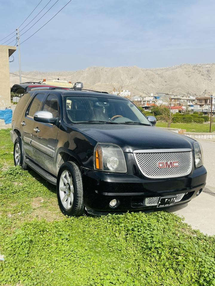 GMG

2010

ئاڵوو گۆڕ لەگەل شاینە یان مەلیکە شتێکی جوان بێ ئەیکەم 

فوول مواسافات LT
سڵاید کوشن جلدوو هیتەر  ساردوو گەرم

ئاوێنە کارەبایە

ناوو زەرد
فوولە سەیارەکە 
مەسرفیی تیاا نیە ماشەڵا پاکە

ئەگەر موشتەری نیت سەرمان مەیەشێنە لەگەڵ 
ڕێزدا
0777 885 8481 
دەربەنیخان
