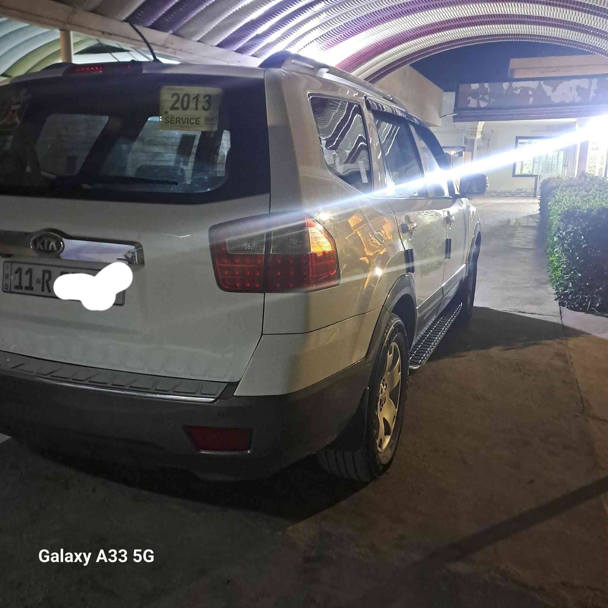 موهافي ٢٠١٣ بغداد ماشية ١٢٤ الف واحد على واحد فول مواصفات تبديل جاملغ الأيمن فقط واصلي اثر طخة بسيطة جدا وباسمي 
السعر ١٧٠ وبيه مجال الاتصال على *********** العنوان بغداد قرب سيطرة العبايجي
