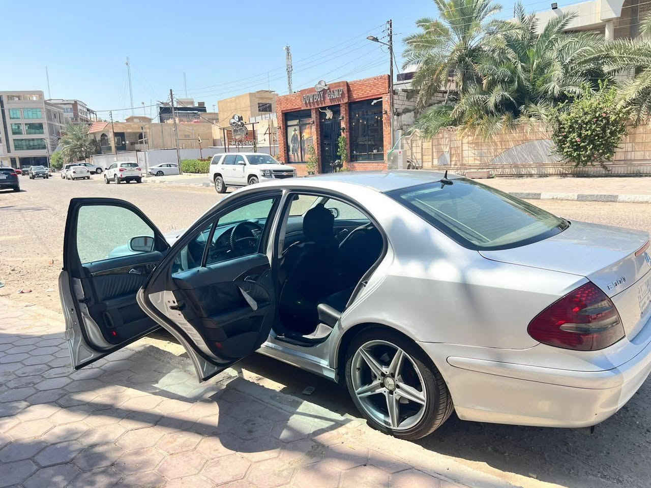 للبيع فقط مارسيدسe500 ام عيون مديل ٢٠٠٢ معلايه ١٥ وارد ياباني
مكينه 8v
رقم بغداد 
ماشيه ٢٠٠
كفاله كص وصبغ وسرقه وعشائر 
ميحتاج احجي موصفاته لان مليانه
فقط السنويه ضاايعه راعييها موجود يمي بلبصره
السعر ٧٥ وقابل للتفاوض 
🧡مكاني بصره 
🧡متواجد خاص 
واتساب ***********
