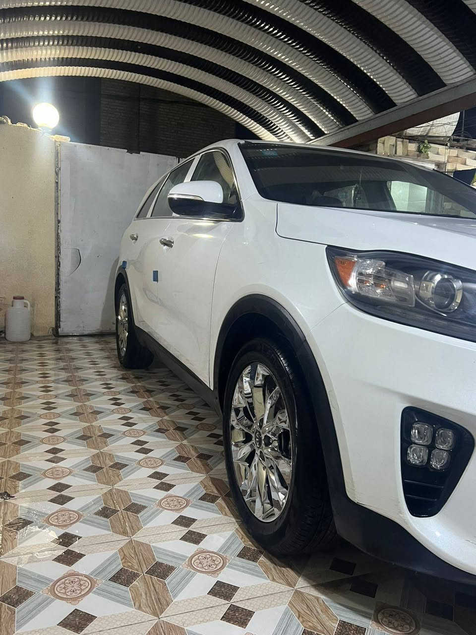 سلام عليكم سورنتو موديل 2020 أمريكي  حادثه الجاملغ فقط   صور الحادث مرفقه مع الصور  السياره جديده بعنه الكلمه  محرك سته سندر   مكفوله كفاله   غير الجملغ ألمامي محرك وكير ع وضع الشركه لا فتح  ولا تبخير  السياره جاهزه من كل النواحي   رقم بابل بسمي    مروس. بسياره اقل سعر منه عادي   السعر 215 مكاني بابل حله  رقمي ***********
