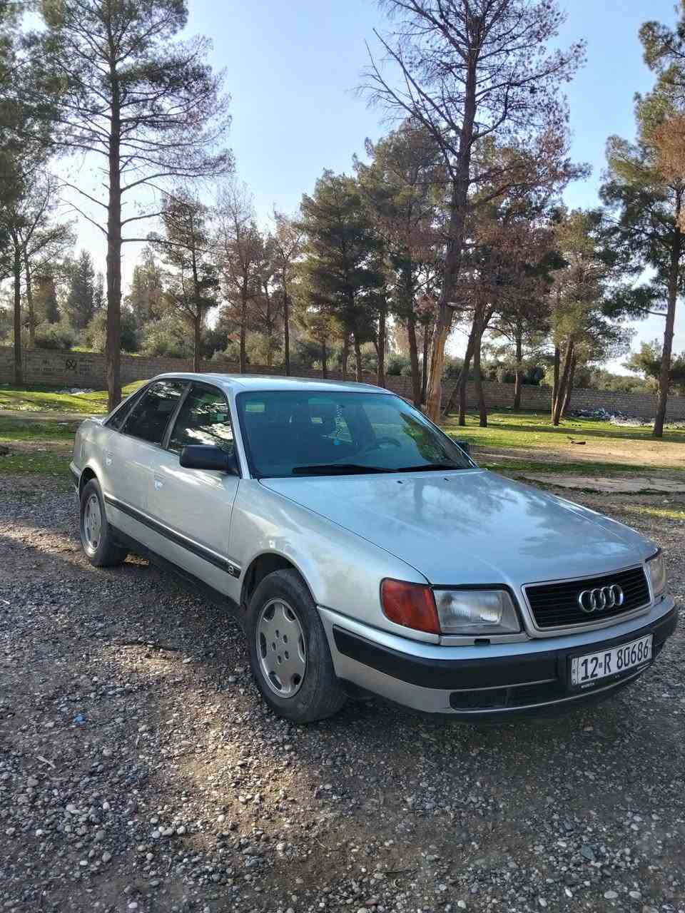 السلام عليكم
اودي موديل 1992
سنويا جديد رقم جديد كاربون بانزين 
محرك 5 سلندر حجم 100
كير شرط محرك شرط تبريد تدفي 
جمات كهرباء سياره حلو 👍
صبغ عام جماليه ضراه موضح ب صوره 
جمالغ جهت سايق 👋سعره (37) وبيها مجال 
***********
