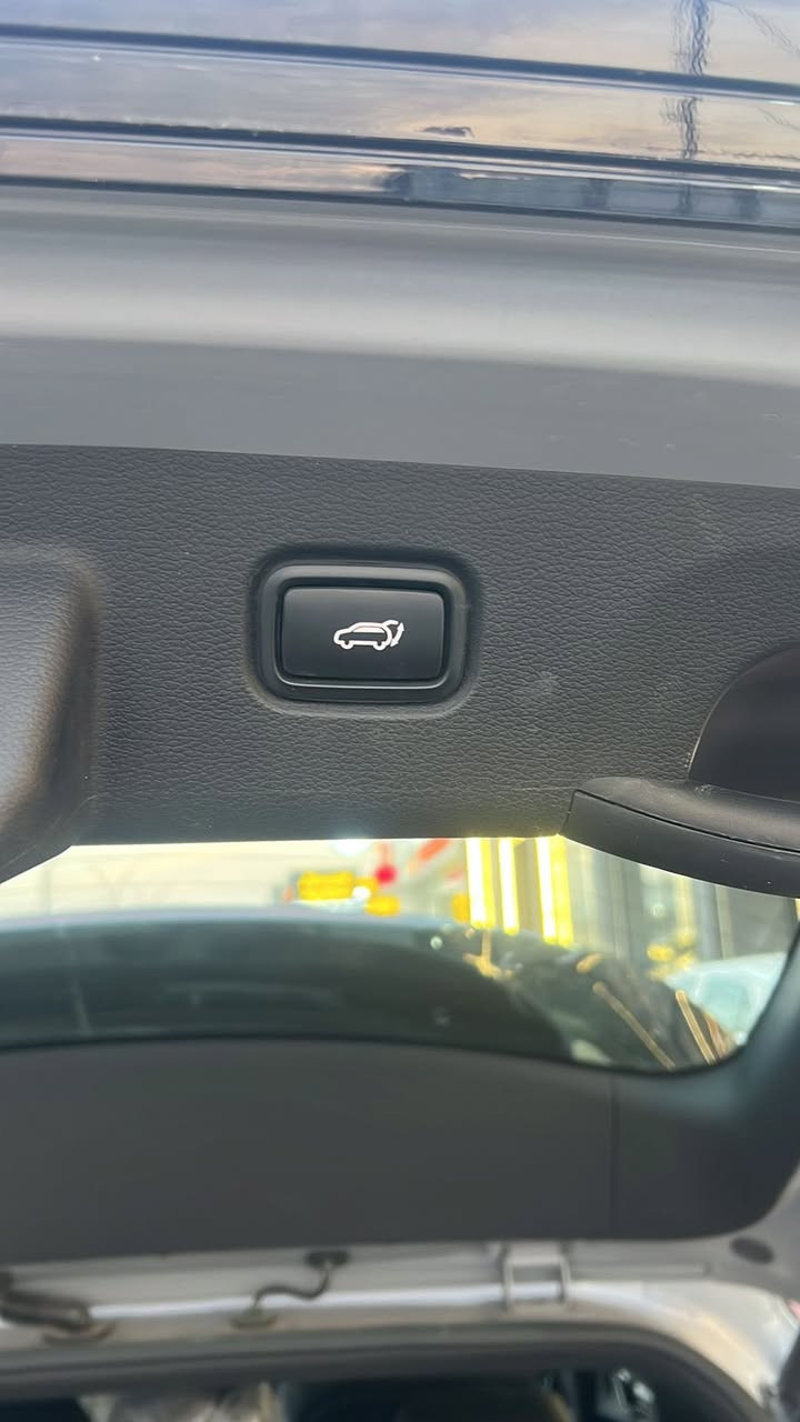 كيا سبورتج 2025 خليجي كفالة ماشية 9 الاف اخت الزيرو بلاك ادشن لون مميز اسمنتي رقم اربيل داخل جلد زيتوني نقطة عمياء ويل 19 حساسات امامي خلفي تدفئة بالمقود وتدفئة كشنات وكراسي كهرباء وعد هواي مواصفات السعر 245 وبيها مجال


**إذا كنت صاحب هذا الإعلان وتريد حذفه لأي سبب، رجاءا أرسل رسالة إلى الدعم الفني**