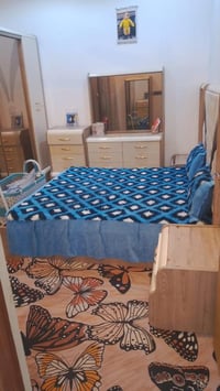 غرفة تركية متكونه من 11 قطعة  نضيفة حيل بس الميوزه الصغار بيهن مشكلة غ...