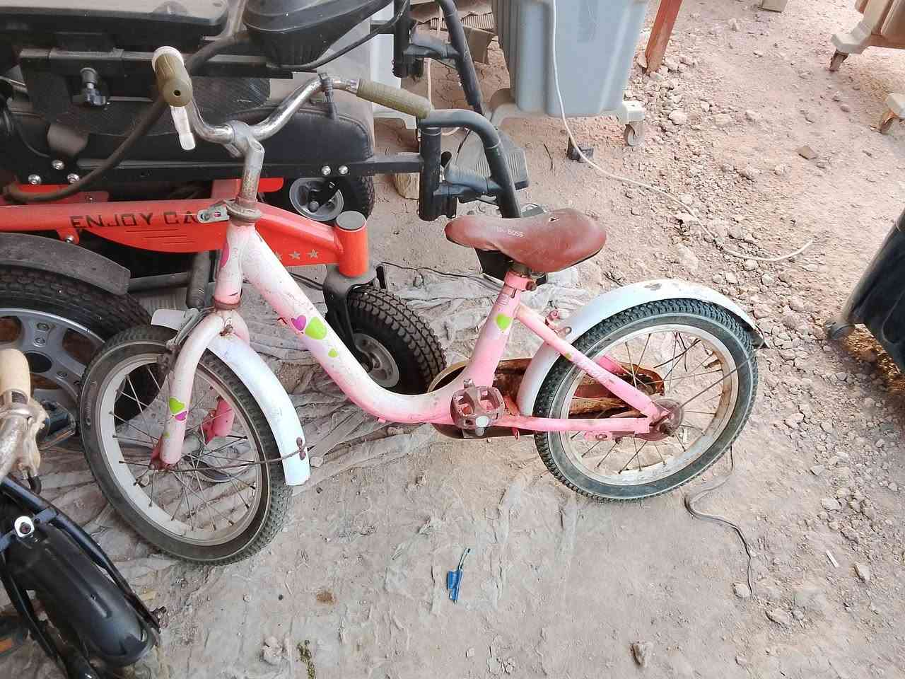 لبيع المكان نزلة ال غصه نهاية حي الصناعي الرميثه الرقم ***********
