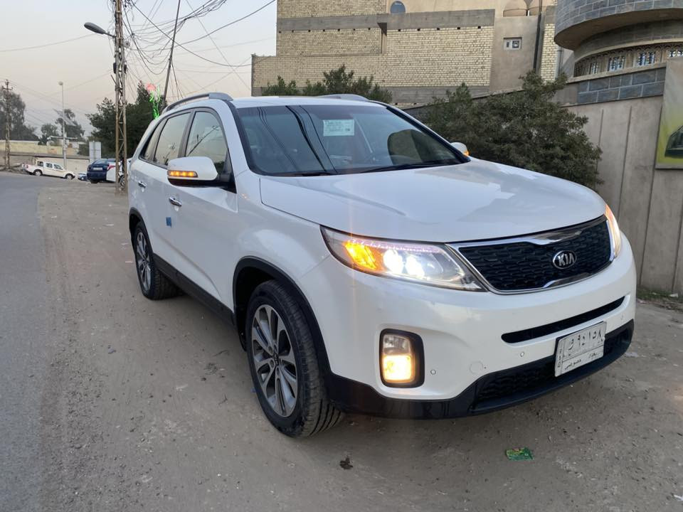 سلام عليكم من رخصت الادمن المحترم 
سورنتو مديل ١٥ خليجي مفول لا صبغ ولا بارد
فول عده الفتحه سبعه راكب سته سرندر 
بصمه بوب بصمه  كير مكينه صدر تبريد 
تخم تاير جاهزة من كلشي  مكان سياره بغداد شعب 
السعر 180 وبي مجال بصيط 
***********
