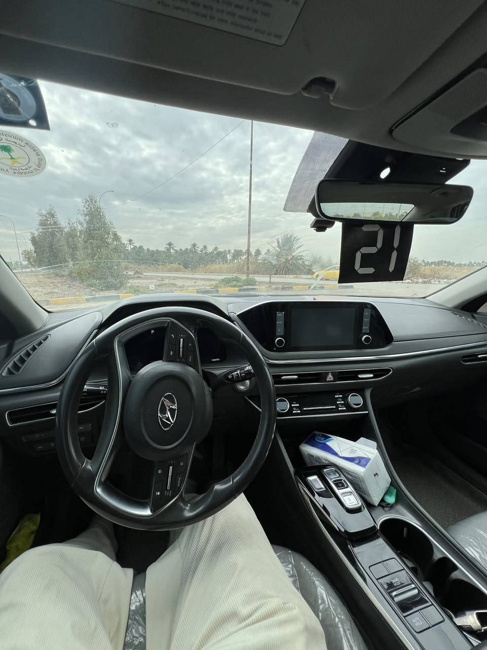 السلام عليكم
سوناتا ٢٠٢١ فول مواصفات 
مكانه حله رقمه بابل (حادث جاملغ وبنيد )
سياره لون سمنتي مميز 
مواصفاته :
بنراما -بصمه -اشاير بل مري -رادار بل مري -رادارات اماميه خلفه -كامره خلفيه -شاشه دجتل -تبريد قطعتين -تدفئه كشنات -كشنات كهوبائيه -5 انظمه قياده -شاشه متغير الوان -شاشه كار بلي -ويل كروم 17-تبريد منفصل -مكينه ٢٥٠٠ gdi) 
سياره جاهزه ع اخر حبه مبيه نقص شرط كير مكينه حداده تبريد كفاله ع وضع شركه
الاستفسار :***********
