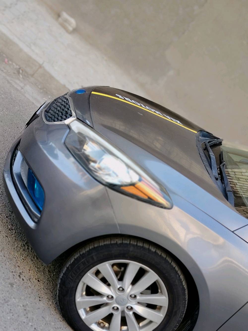 سلام عليكم
كيا فورتي 2016 وارد أمريكي حادث خشم جاملغ أمامي فقط بدون دواخل الغود شواصي مكفولات سياره كفاله عامة من صبغ ضربه تبديل سونار منشور محرك1800دوش مرغوب لا تنقيص ولا تبخير ماشية 193 حقيقي تخم تاير جديد تبريد شغال حداديه فولل 
رقم بغداد ألماني مشروع وطني سنويه لل2027 ما عليه غرامات
مواصفات نص فول
فول تحكمات استرين 
كامره رجوع R
شاير بلمري 
نظام ايكو + مانع زقاق 
تقليل وقود 
محرك 1800دوش
باقي بيه مواصلة هواي العنوان بغداد الرصافة السعر 113 بية مجال الشراي رقم هاتف ***********