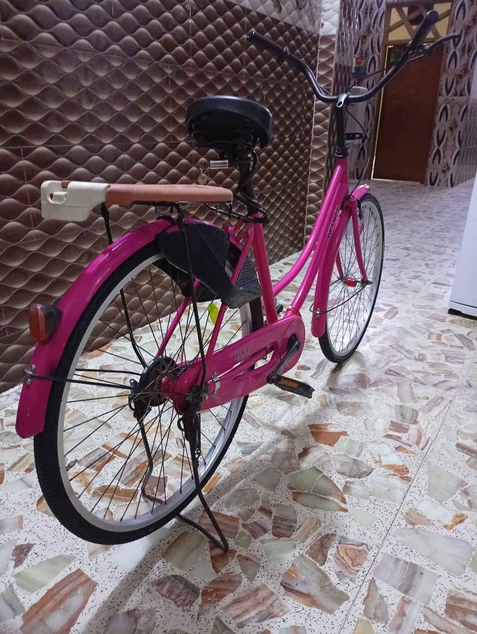 السلام عليكم بايسكل للبيع البايسكل مكفول كفاله عامه التفاصيل خاص


**إذا كنت صاحب هذا الإعلان وتريد حذفه لأي سبب، رجاءا أرسل رسالة إلى الدعم الفني**