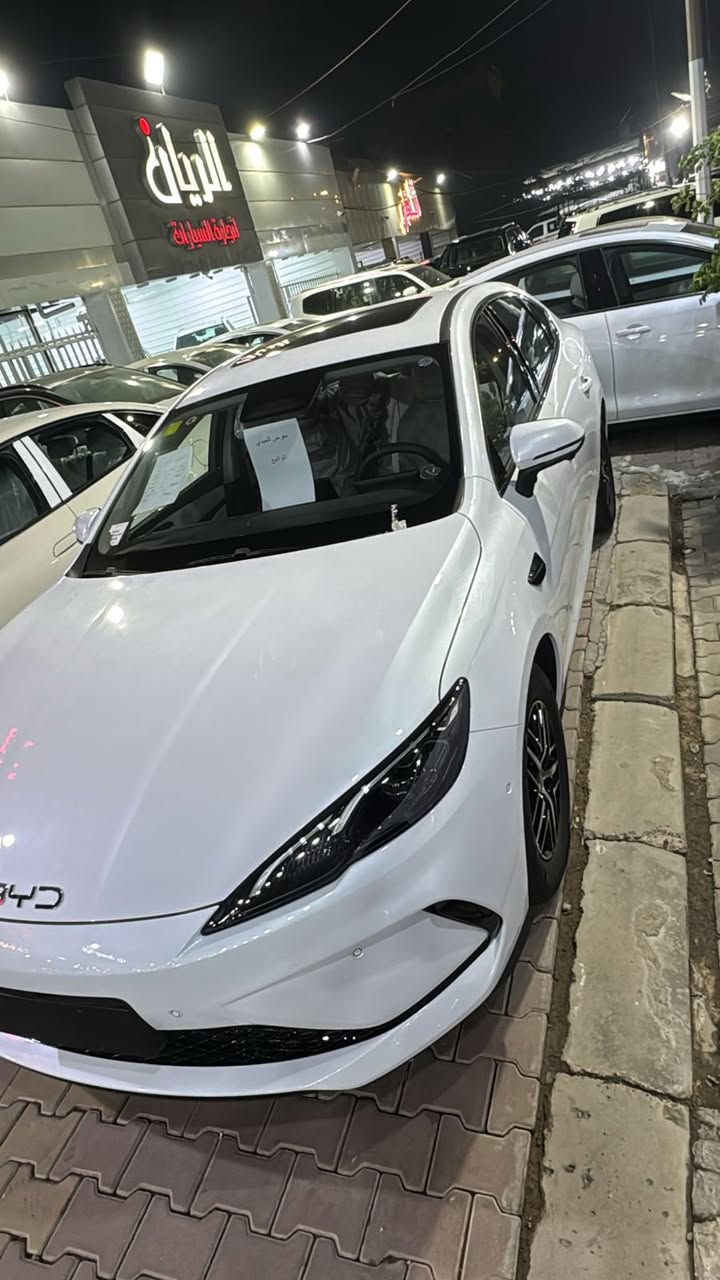 السلام عليكم بي وايدي سيل 5 فول مواصفات  السعر 22 مليون  ماشيه 800 ميل فقط الرقم ***********
