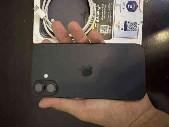 السلام عليكم ايفون 16 بلاص ذاكرة 256 شرق اوسط كامل ملحقاتة بطارية 100 مكفول بس الظهر مبدل ليزر ب 950 مكاني بغداد اليرموك ***********
