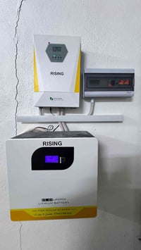 منظومة طاقة • انفيرتر 4.6kw • بطارية 8kw