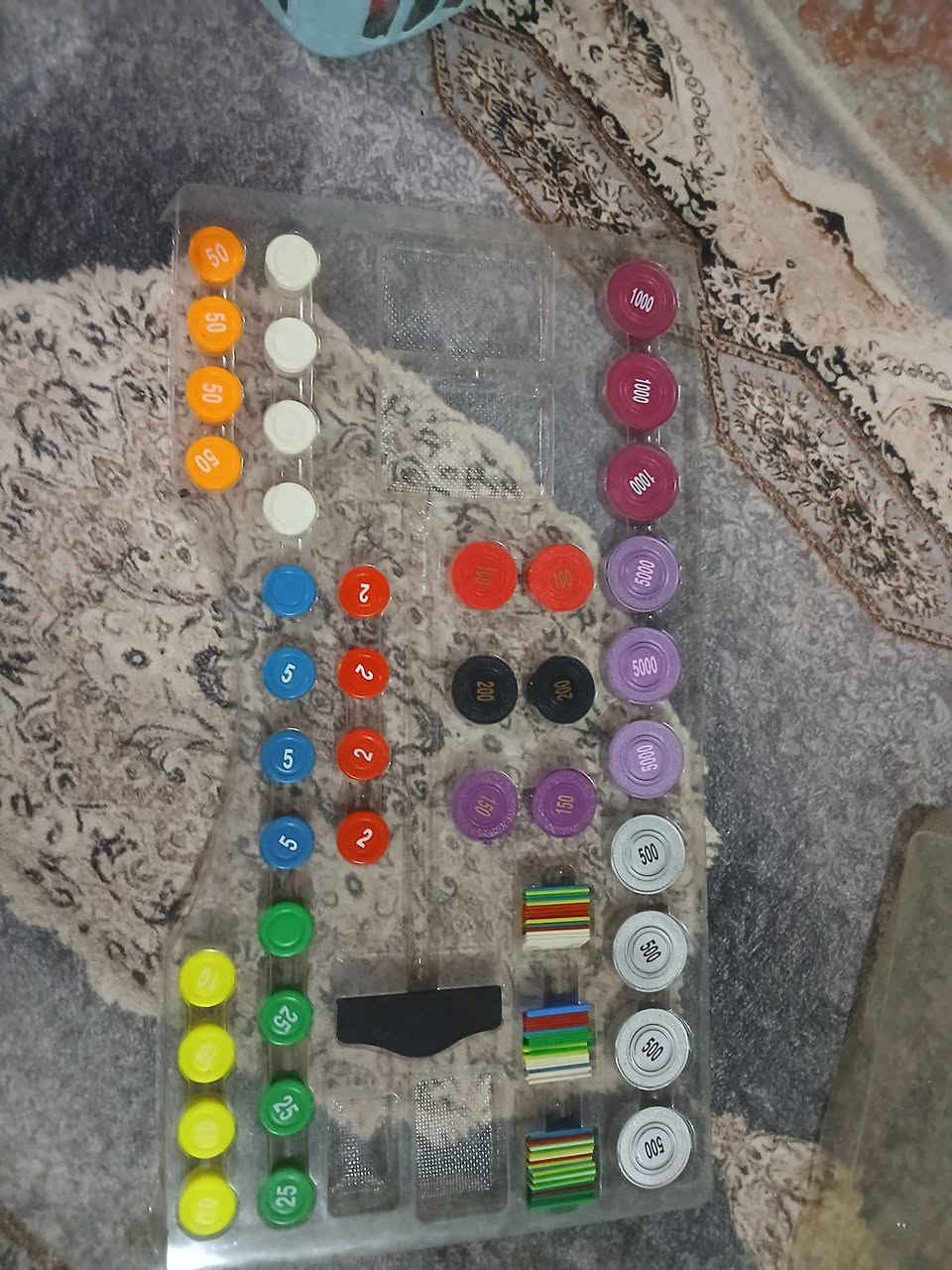 السلام عليكم عندي هاذي دمبله كامله جديده بل جيس هيه  وملحقاتها كامله السعر 50 وبيها مجال وهاذه الرقم بس واتساب اي ستفسار واتساب ***********
