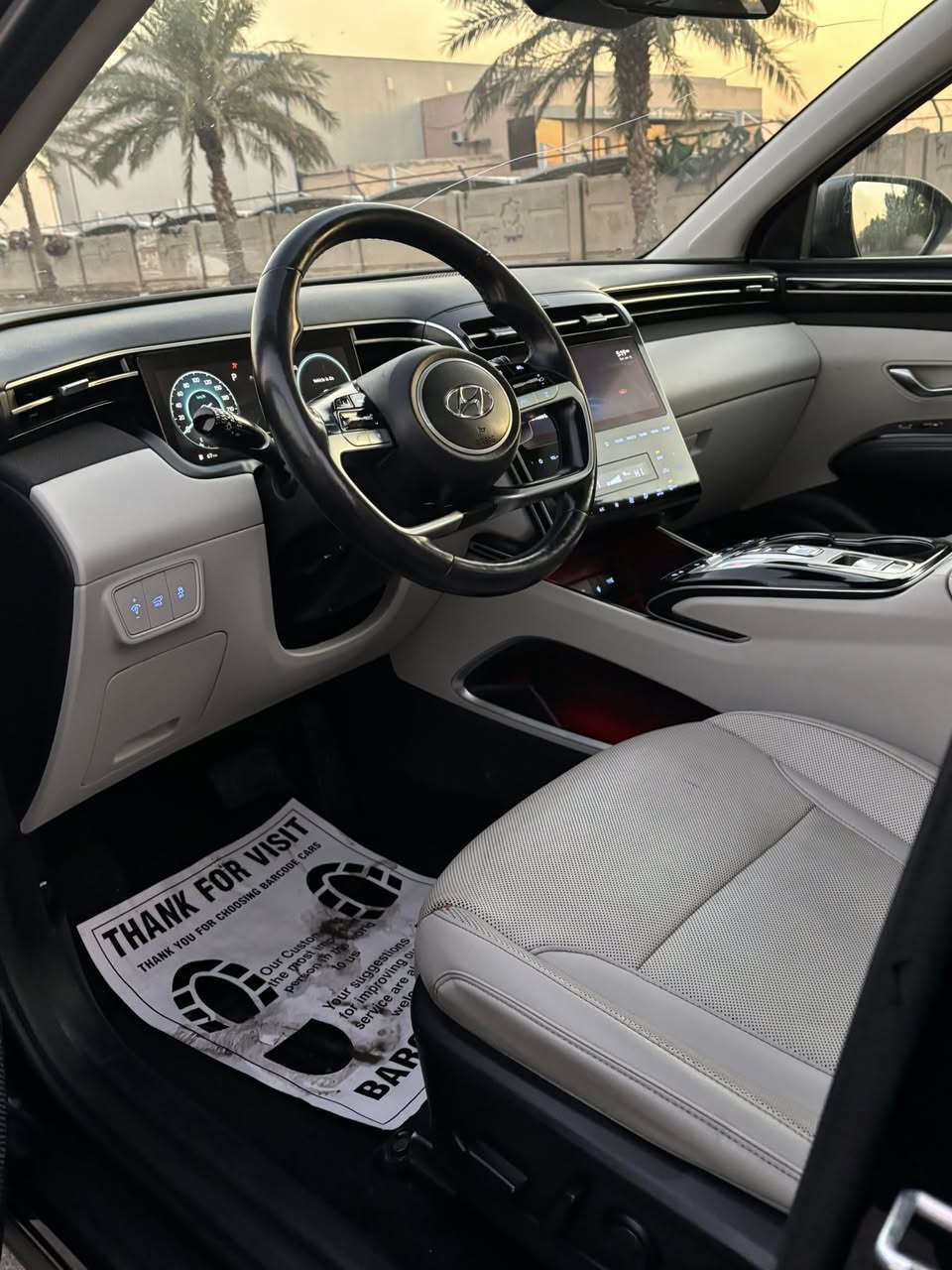 السلام عليكم توسان 2022 فول مواصفات اعلى فئه 1/1 
السعر ( 179$ ) مكانها بغداد *********** 
سياره وارد امريكي صور حادث بل منشور بدون دواخل 
محرك 2500 مكفول هوه والكير مواصفات / بنوراما / شاشه جبيره / كشنات جلد وكهرباء وتدفئه وتبريد / صندوك كهرباء / رادارت امامي خلفي جانبي / كير دكم / بصمه تشغيل + بصمه ابواب / كيجات دجتل وبعد بيها كلش هواي مواصفات الشراي يتصل
