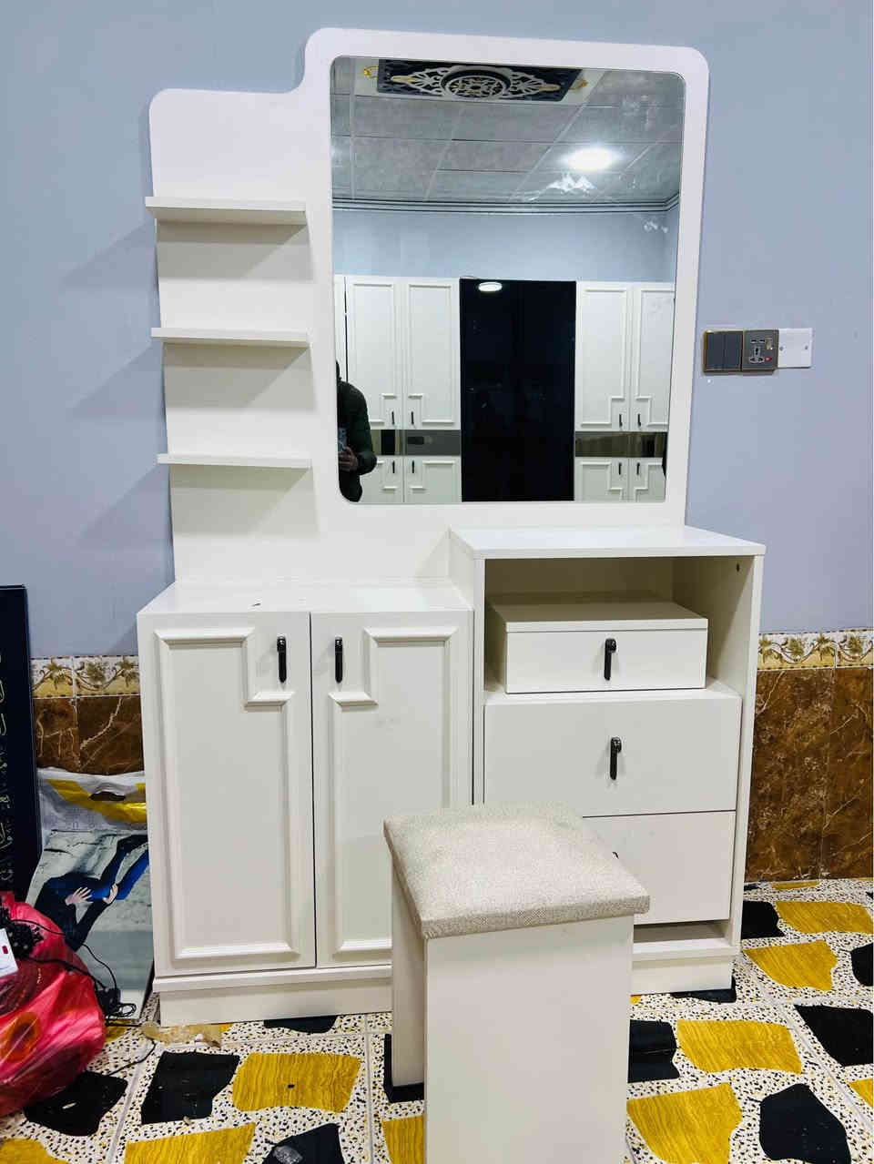 موصل كراج الشمال مقابل مجمع أبو ريان التجاري فرع فلافل رائد بدر *********** 
  اثاث البيت التركي كراج الشمال ***********واتساب موصل, نينوى
