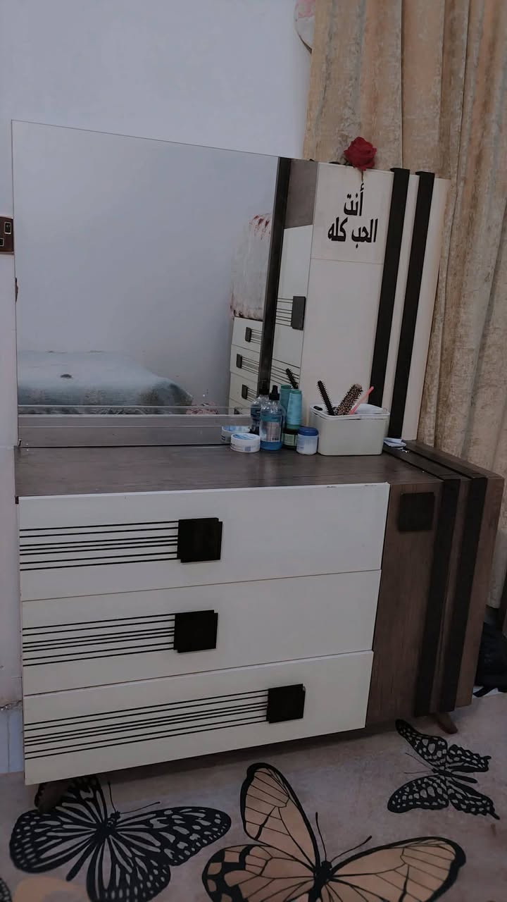 غرفه تركي الاصلي لا كسر ولا شخط ب 350 مجال قليل


**إذا كنت صاحب هذا الإعلان وتريد حذفه لأي سبب، رجاءا أرسل رسالة إلى الدعم الفني**