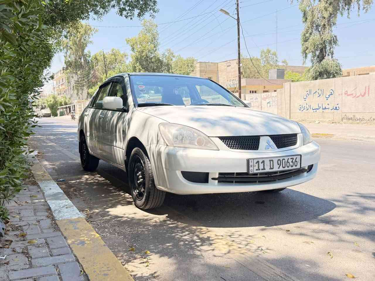 لانسر 2011 للبيع مكينة 1500 4 سلندر كير اوتماتيك رقم بغداد الجديد جاهزة بدون نواقص الحمدلله بيها قطعتين صبغ اثر شخوط وبيها بوارد بسيطه كير مكينة صدر تبريد تايرات خير من الله السعر المطلوب 85 وبيها مجال مكاني بغداد الاعظمية اي استفسار ***********
