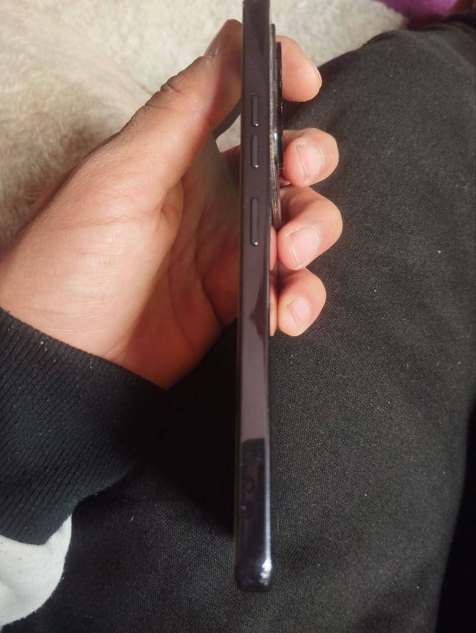 TCNO POVA 6 pro 5G جهاز كلش نضيف فقط وكع مني و وكعت قطعه من الإطار مثل ما موضح بل صوره.  ذاكره 256 عشوائيه 24.  بطاريه 6000.  شحن سريع 70واط تنسه الشحن. . بوبجي 60 فريم سلس شاشه120هرتز  جدا  السعر 170وبي مجال بسيط مكاني بغداد ابو غريب  *********** واتساب او اتصال. فقط جهاز
