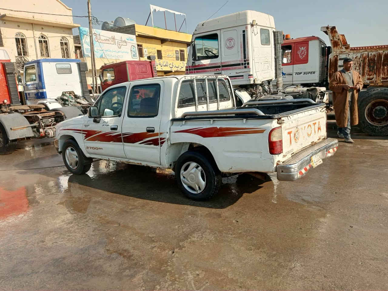 السلام عليكم للبيع بيكم موديل 2002 رقم بغداد الشرعي بل موصل سنويا لل2027 تريد وكالة تريد تحويل السعر
105 وبي مجال
للاتصال *********** 
***********
