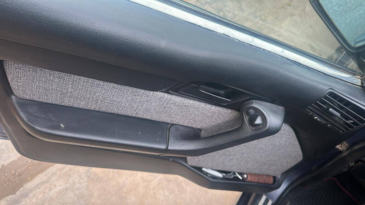 السلام عليكم
بي ام 525موديل 1993
ويل خليه 
تخم تاير
صدر امامي خلفي جديد
داخل جلد 
مكينه بلاد لا تنقيص لا تبخير 
كهربائيات كلها شغاله
السياره بدون اي نقص 
تدفئه تبريد قطعتين 
بدون ضربه بدون خياس 
السياره دكت جاكوج مابيها 
مصبوغه عام جماليه 
رقم سليمانيه شرط التحويل 
العنوان ديالى بعقوبه 
السعر ٧٧وبيها مجال 
رقم الهاتف
***********
