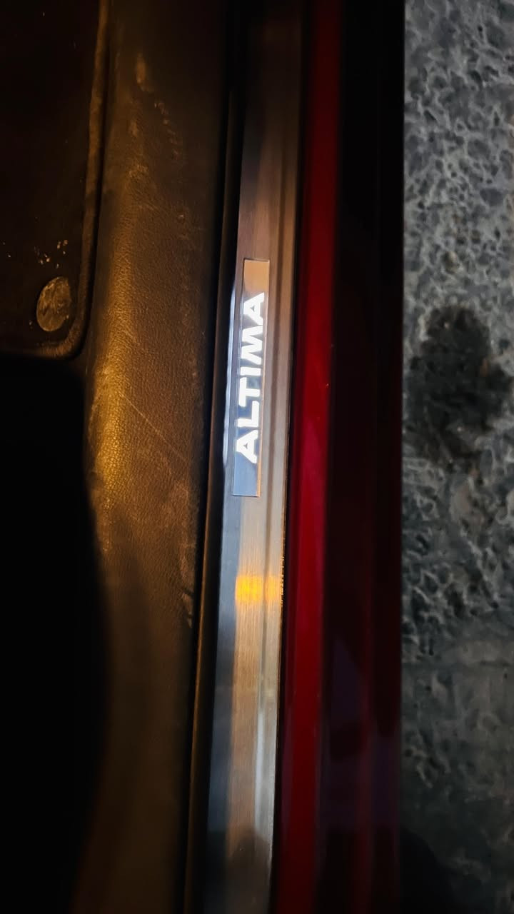 السلام عليكم ورحمة الله وبركاته
من رخصة الادمن
نيسان ألتيما SL فول

 موديل / 2022 وارد أمريكي 

️  مواصفات SL اعلى فئة / دواخل أوف وايت مميز

 ماشي : 49 الف mil ميل  

محرك ٤ سلندر/ 2.500 

رقم اربيل مميز 

تحويل او وكالة 

بأسم شركة 

الضرر / حافة البنيد + جاملغ أمامي جهة السايق بدون دواخل موضح بالصور 
صبغ البنيد + الجاملغ 

ايرباك دركة ستيرن 

تصليح بسيط بارد في الجاملغ الأيمن 10 سم  

كير محرك مكفولات 

السعر 158 وبيها  مجال بسيط حك الجية 
للأستفسار / ***********
