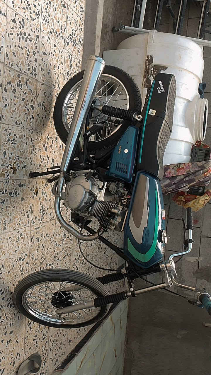 سلام عليكم  البيع سكنر دراجه نضيفه مفتوحه سعر 600 وبيه مجال الطيبين ***********
