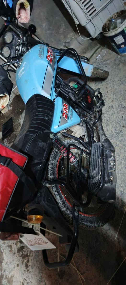 ماد ماكس 25بلجيس 1400وبيهه مجال اوراق سكنر نفس شركه دايون
***********
