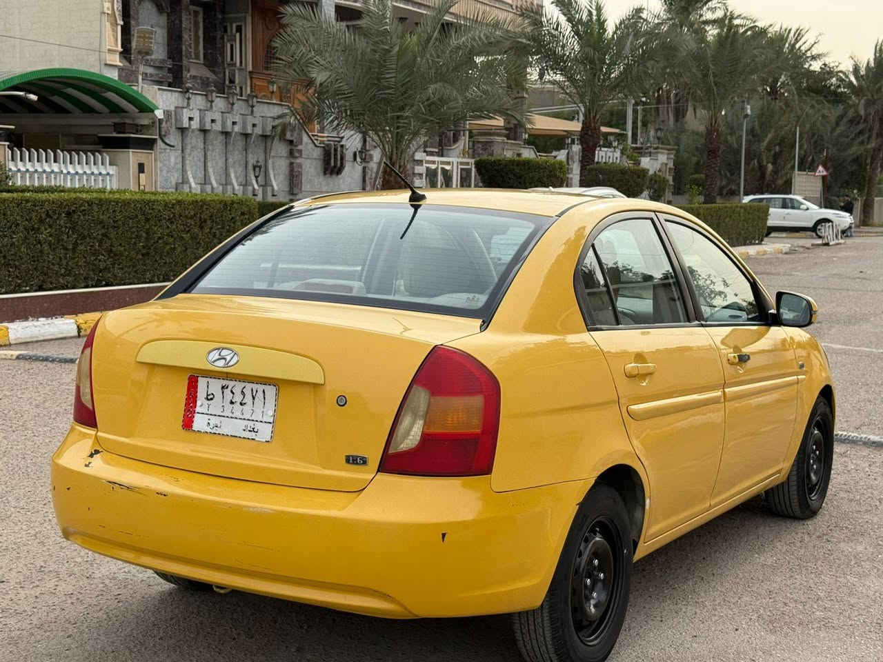 اكسنت 2011
خليجيه بيهة طخه بسيطه بجاملغ الايمن
مكينه 1600
مكينه كير مكفولات 
تخم تاير 
صدر جديد 
السياره جاهزه ومابيهة اي نقص 
وحلا من الصور 
رقم بغداد مشروع وطني تحويل ثاني يوم 
معروضه 89
عنوان بغداد شارع فلسطين
***********
