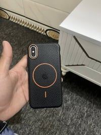 ايفون اكس • ذاكرة ٦٤ • ظهر مكسور