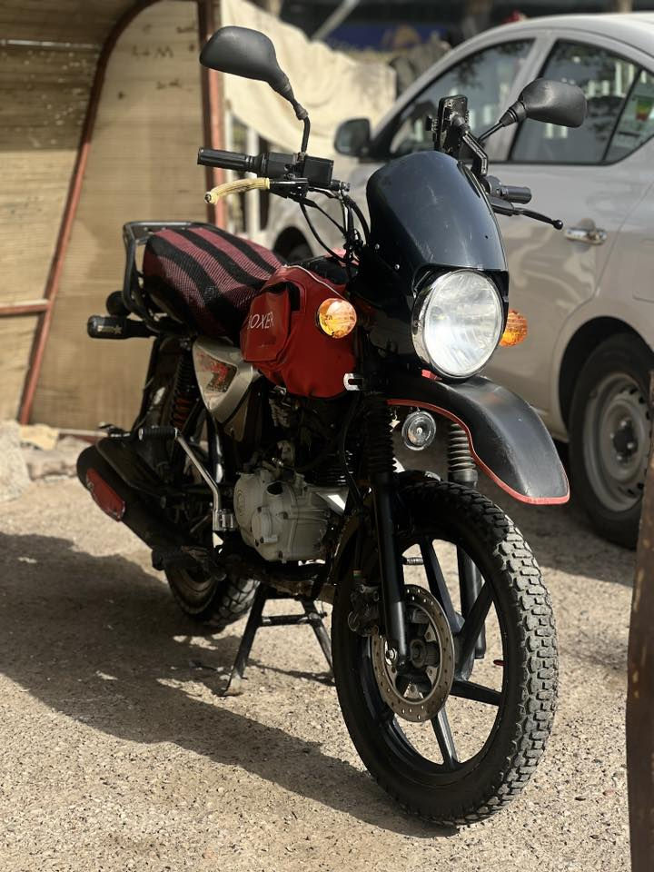 السلام عليكم دراجه بوكسر موديل 22 نازله بال 23 الدراجه نضيفه كله بلادي مكينه مجفته بشركه كهربائيات شغاله كله ما بيه نقص سلف هندر شغال تجي تفحص وتنكر سلف وتطلع كبل تشتغل بيه الدراجه خير من الله 
المكان بغداد حي اور اوراق كامله اصليه 
للاستفسار على هذه الرقم 
***********
