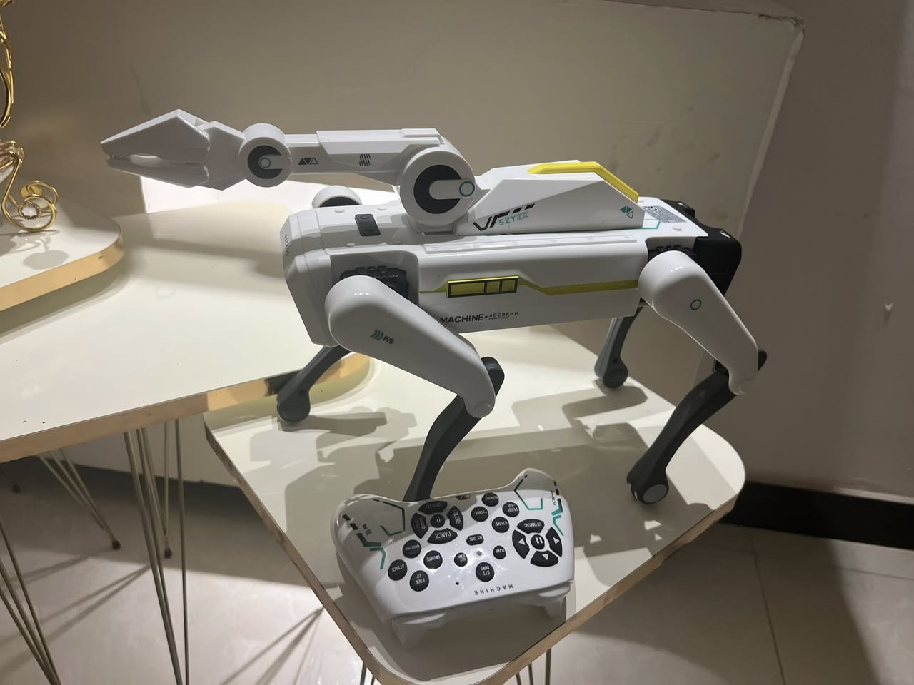 سلام عليكم كلب الروبوت  سعر 45ويه التوصيل  جديد مستخدم على كد الفحص بيه هوايه حركات


**إذا كنت صاحب هذا الإعلان وتريد حذفه لأي سبب، رجاءا أرسل رسالة إلى الدعم الفني**