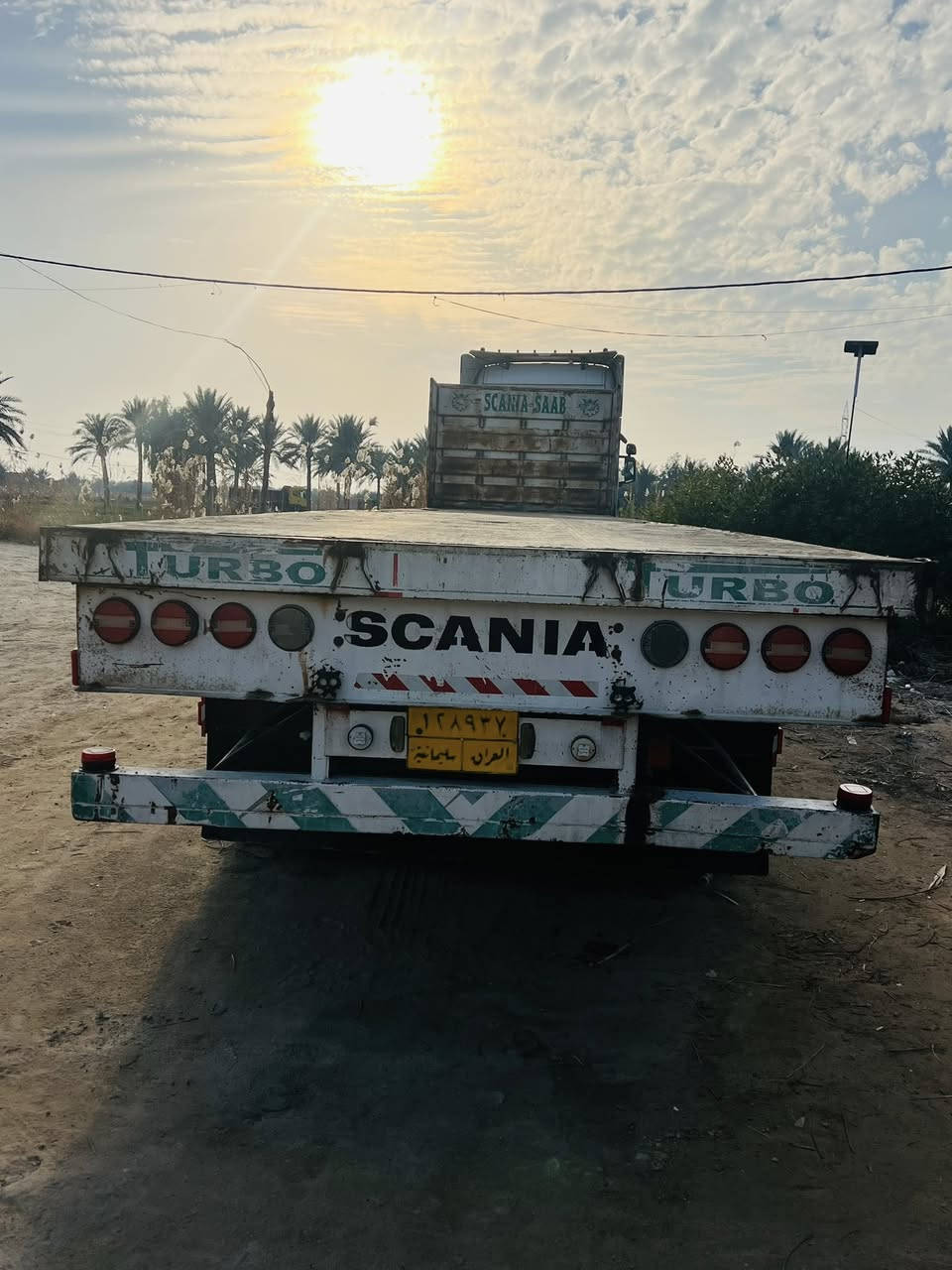 السلام عليكم سكانيا سحال 2005 مكينه 500 رتايدر ثلاجه كير اوتماتيك عربانه 4 محور مكلف بالنشر ***********
