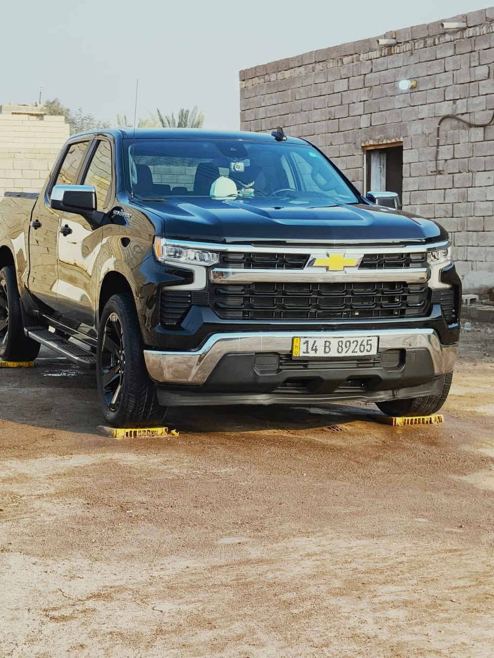 بيع مستعجل بيع مستعجل   سلام وعليكم سلفرادو 2023    وارد امريكي كفاله عامه كلين تايتل رقم بصره حره تحويل  LT معروفه موصفاتها  كشنات مخمل شاشه كار بلي عينه ديجتلل  ماشيه 60 الف سياره جديده احله من الصور  محرك 2700 تيربو  السعر  320 $  وبيها مجال الشراي  الستفسار  
***********
