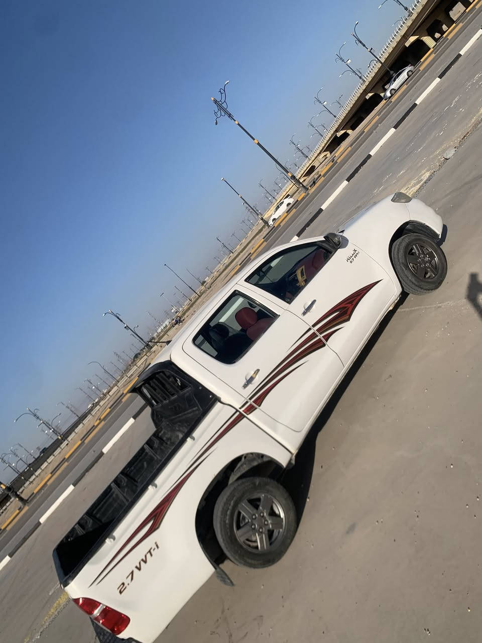 سلام عليكم أخي المتابع اقرأ التفاصيل كلشي مذكور يمك بل منشور :: للبيع فلاونزه هايلوكس (بأسمي) موديل (2014) رقم ذي قار إنكليزي كير مكينه جدد المكينه جديده على وضع كيرعادي الشركه لاتبخير ولا تنقيص ولا فتح بلاد تبريد ثلج حداده جديده السياره ستخدام شخصي بيها تقسيم البونيد فقط مكفوله من الصبغ والضربه القويه تحويل مباشر العنوان بصره للستفسار اكثر هاتف (***********) يوجد واتساب الشراي يتصل ويخدمته (السعر 180) بيها حق التوجيب  مجال كلش قليل (***********)
