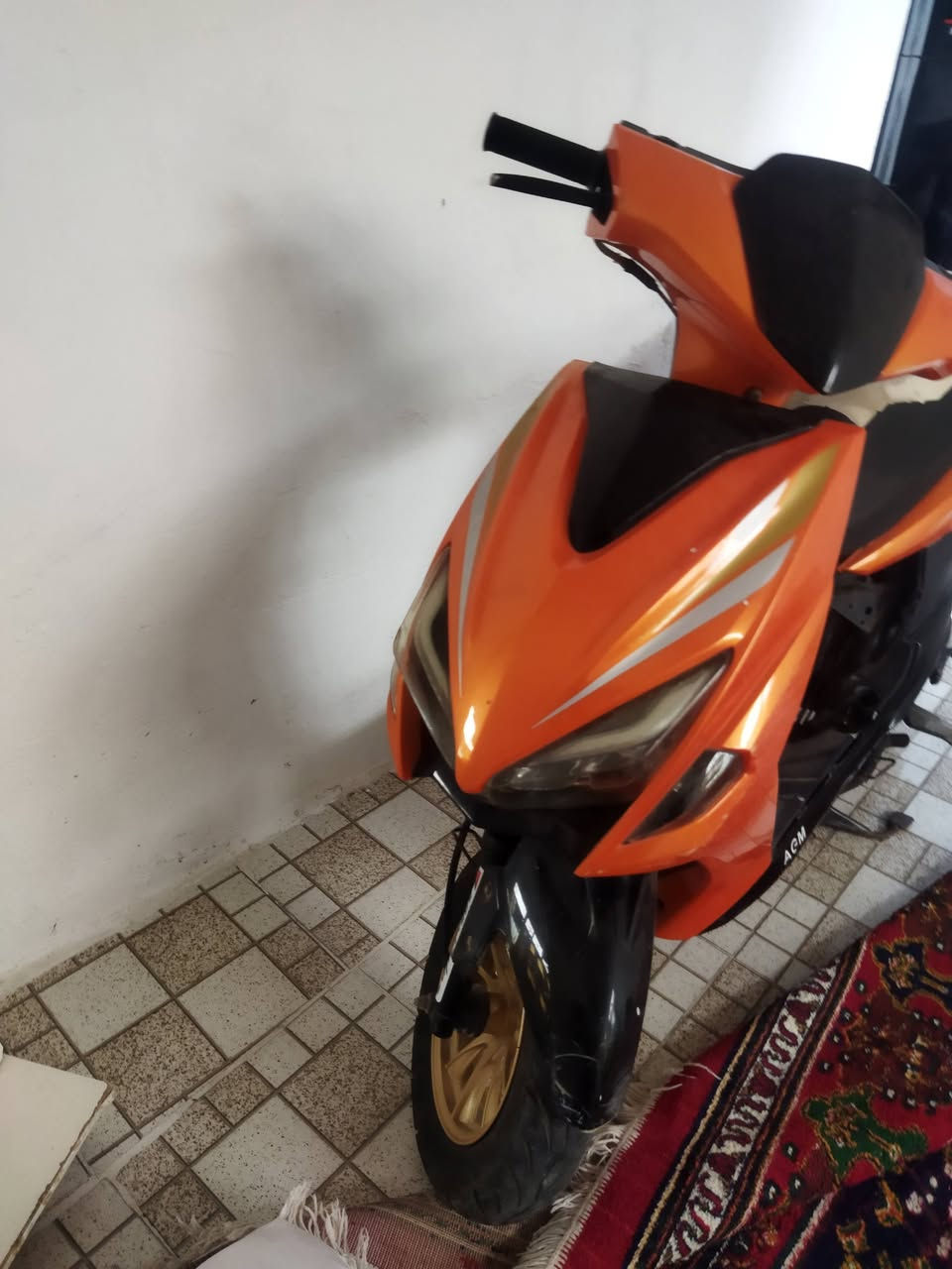 السلام عليكم دراجه ماكس fs صيني للبيع الدراجه نضيفه كهربائياتها كلها شغاله سلف نكرة مستعجل على بيعتها السعر 100 
للاستفسار واتساب او رصيد - ***********
