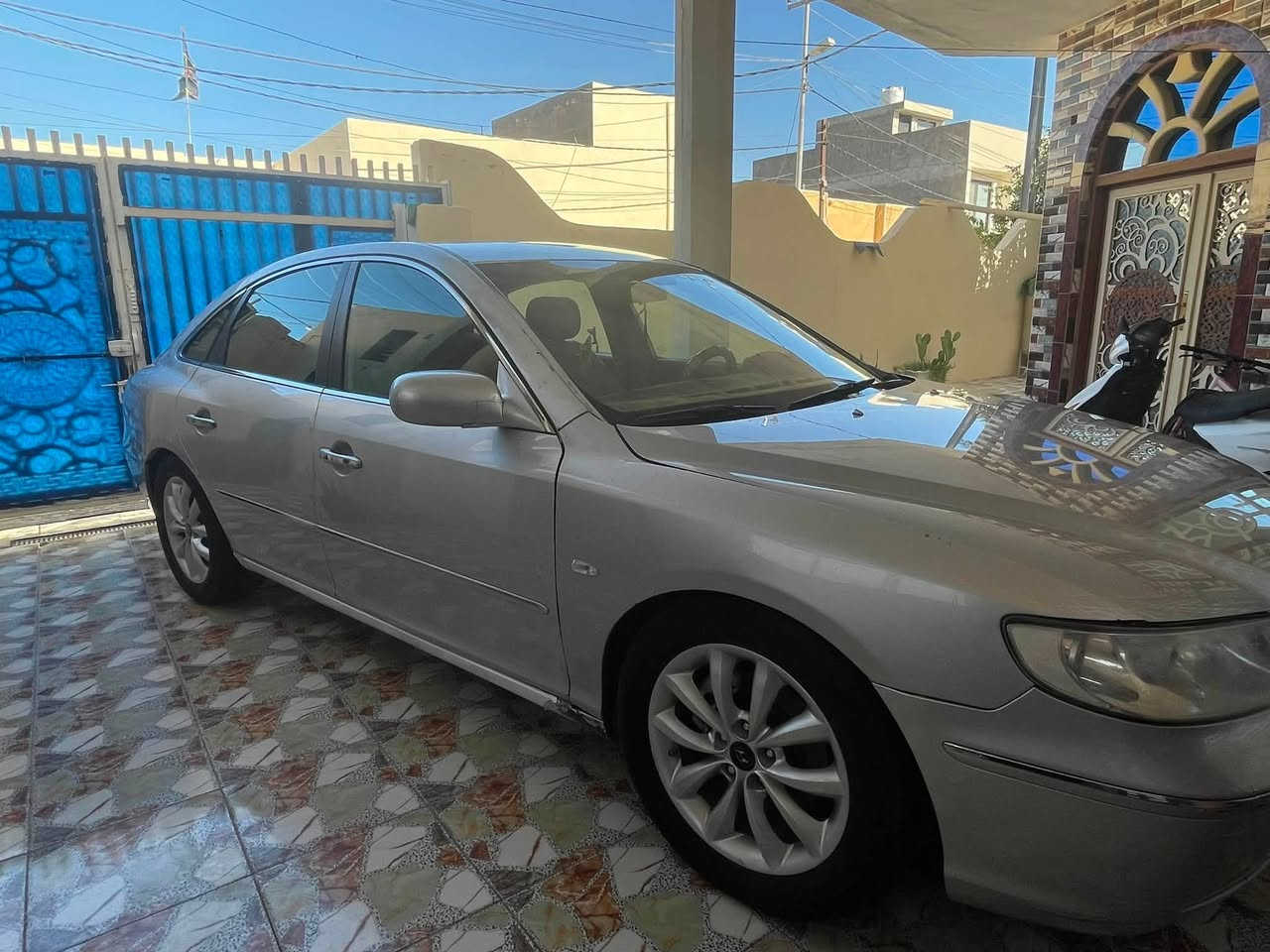 السلام عليكم 
هونداي ازيرا موديل2009 محرك 3300سنوية جديدة لـ2030 رقم أربيل دولي جديد فول مواصفات بيهة فقط جاملغ عكس سايق مبدل تبريد حدادية كولة جديد تخم تاير سيارة مال جناي واحلا من الصور السعر108وبيهة مجال  
العنوان:بابل
الاستفسار:***********
