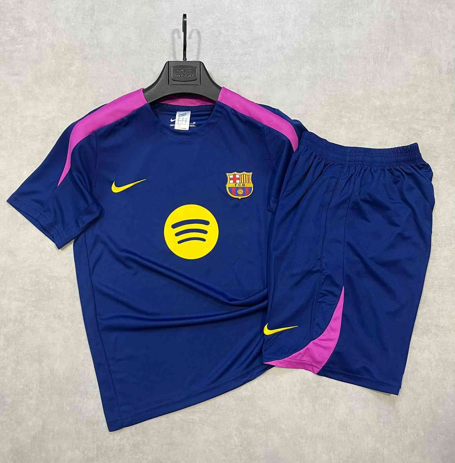 برشلونه تراك برموده اصلي 2026
قطعه ب15


**إذا كنت صاحب هذا الإعلان وتريد حذفه لأي سبب، رجاءا أرسل رسالة إلى الدعم الفني**