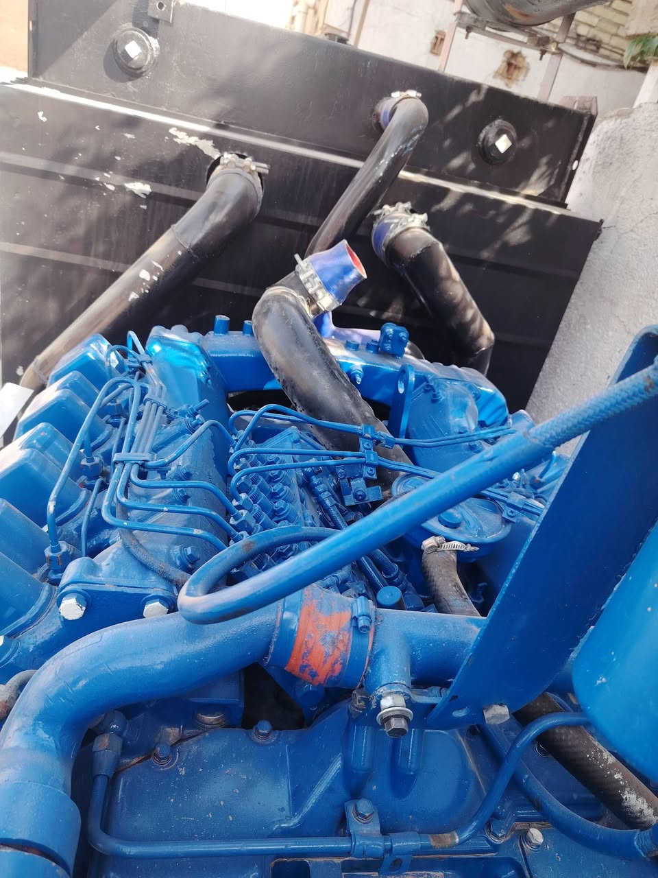 سلام عليكم دايو دوزان ٨سلندر مشتغلة سبوعين بلموقع راديتر جديد كلر جديد راس توليد ستان فور 350كيفي اي استفسار على الرقم ***********
