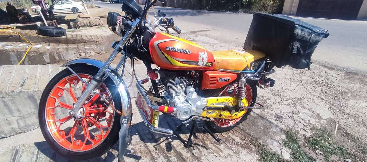 سلام عليكم دراجه للبيع موديل 2024 اوراق كامله جاهزه للترقيم مكاني بغداد التاجي سعر 650
رقم الهاتف/ ***********

المعلومات الله شاهد عليه الدراجه ما مشتغله دلفري 
البوكس مجرد اجمع بي غراضي مال دوامي ❤️
