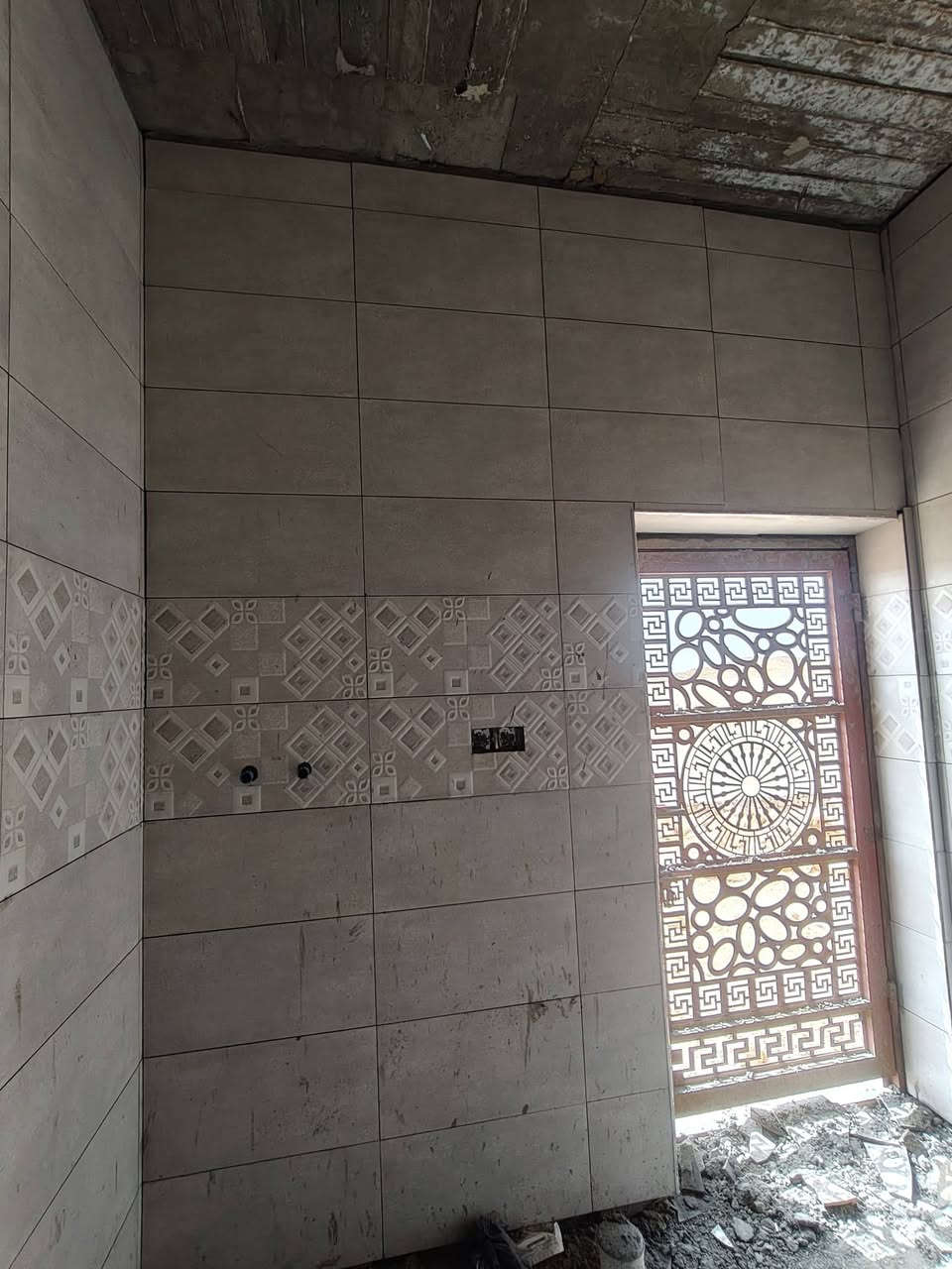 شغل سيراميك درجه اولا گبان ليزر
ولا غلطه وبسعر مناسب 
***********

