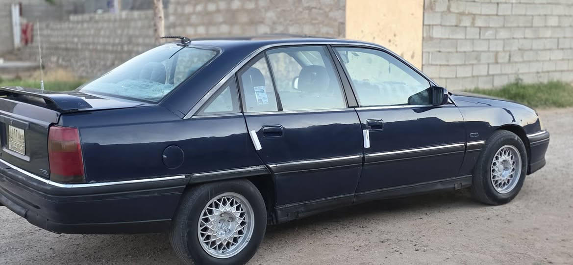 يالله اوبل #اوميكا للبيع موديل 1992 محرك 20 بلادي صبغ عام جماليه فقط بدون ضربه سياره مال جناي متعوب عليها #السعر32 مجال بصيط تراي كلش جديد #كهربائيات شغاله مسجل شغال تخم تاير جديد سياره جاهزه من كلشي مكاني رمادي #للاستفسار ***********
