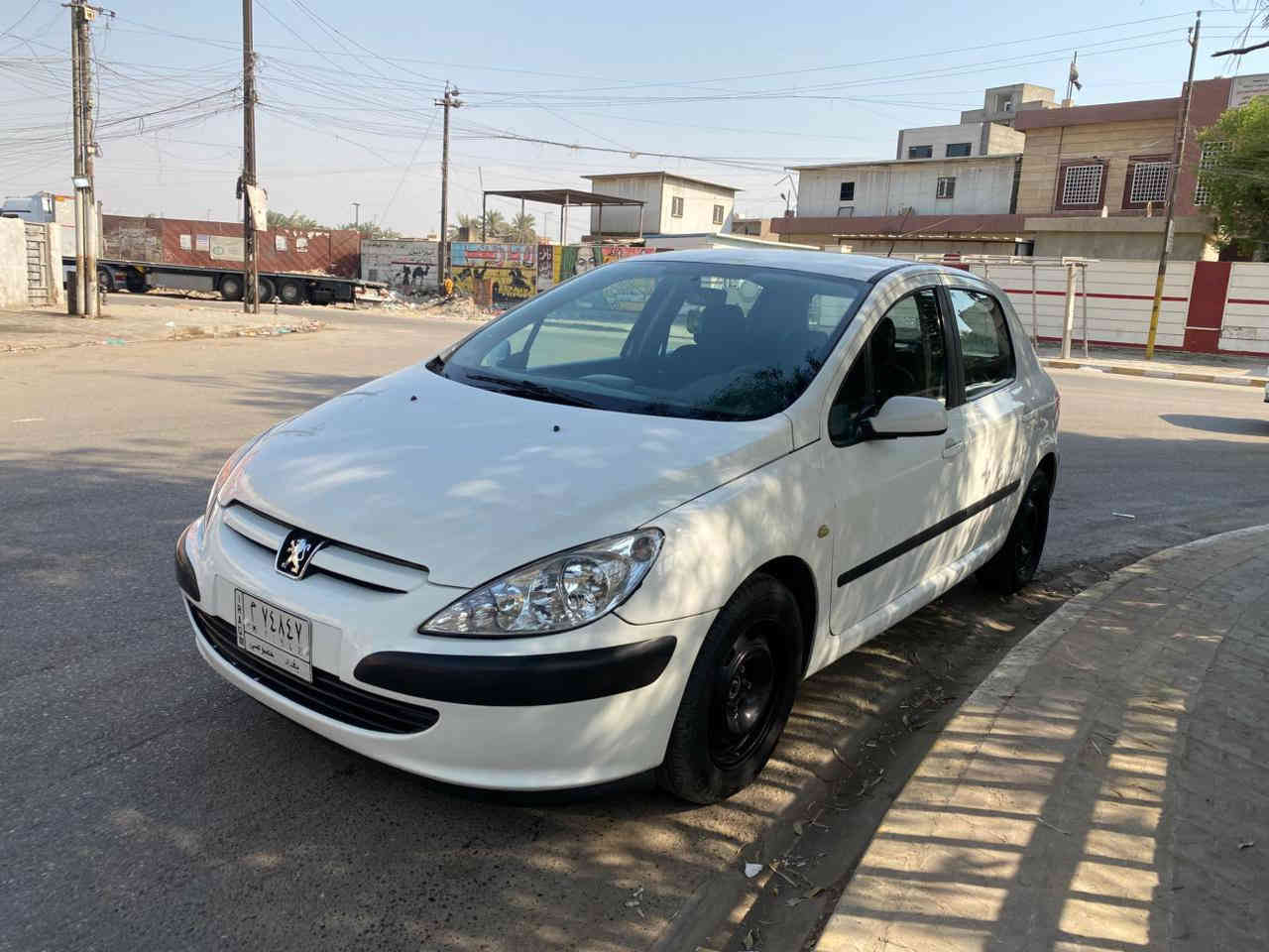 سلام عليكم بيجو فرنسي 307 موديل 2005 بيها نقص فقط جامة مثلثة وجاملغ جهه السايق مكسور الباقي كله كامل مابيه اي نقص سيارة جاهزة السعر 57 $ وبيها مجال بسيط 
للاستفسار ***********
مكاني البلديات
