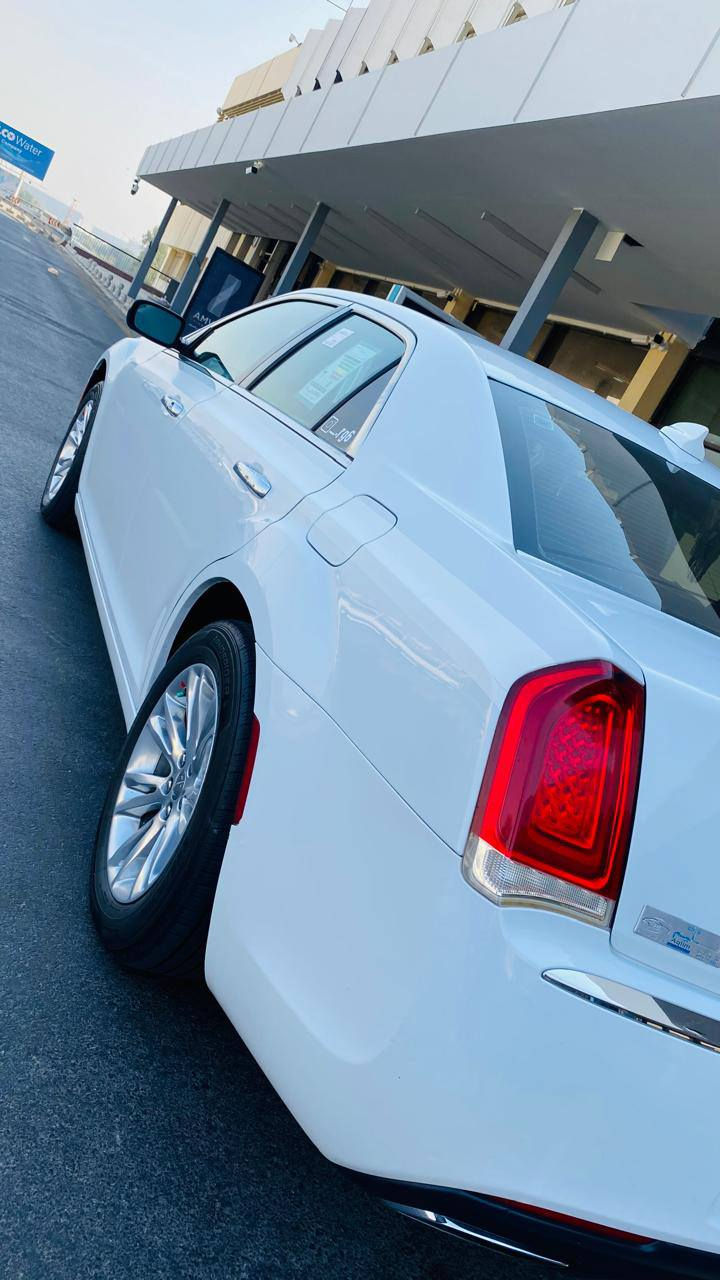 اللهم صل على محمد وال محمد 
السلام عليكم 
كلايسلر اوباما (2018c)  اربيل بسمي  السياره جديده ربع ماذب عليه شرط 

{مكينه كير اكسن شرط 👍}

(( مواصفات c معروفه بنراما خزن ميموري كشنات تدفئه تبريد مري قلاب شاشه كار بلي ستيرن كهربائي كشنات كهربائي))
 
{حداديه اماميه خلفيه جديده شرط👍 }

{ويل مكسيكي اصلي✓} 

{منظومه زنون اصلي✓} 
 
{تبديل باب سايق اصلي من امريكا كود واحد اصلي🇺🇸 }

مكان السياره السماوه المركز 

السعر «$265 »بيه مجال للشراي

☎️***********
